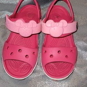 Disneyland minie crocs